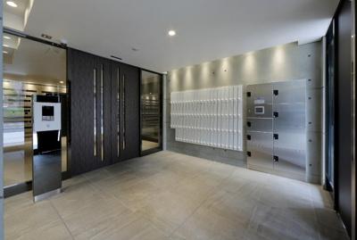 【エントランス】 | Ｓ－ＲＥＳＩＤＥＮＣＥ谷町五丁目