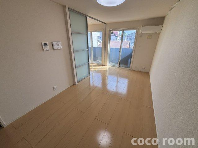 クロスＦＫの居間・リビング