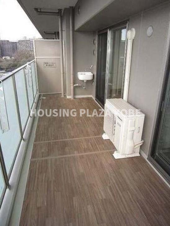 プレサンスロジェ須磨妙法寺桜の杜のバルコニー