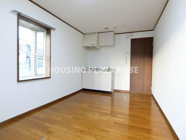 月見山ハイツの居間・リビング