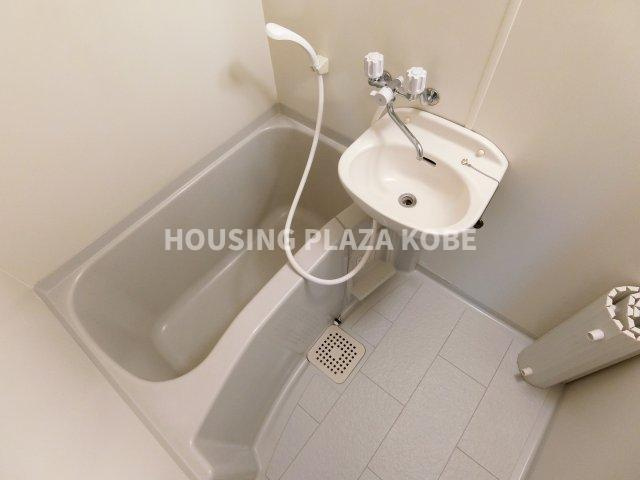 月見山ハイツの浴室