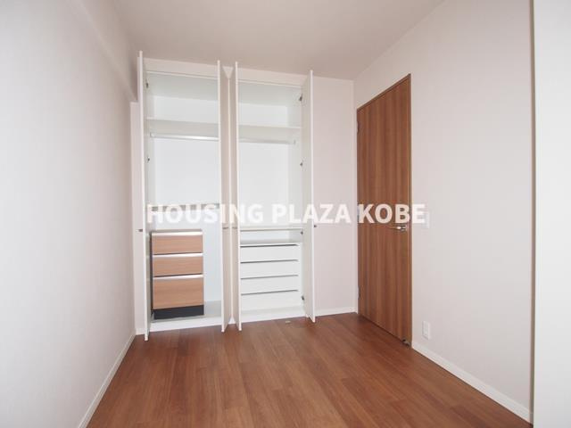 プラウドシティ神戸名谷の収納