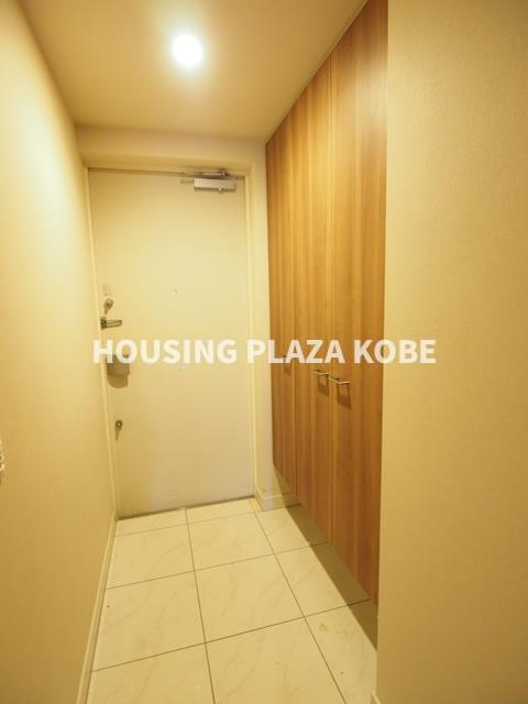 プラウドシティ神戸名谷の玄関