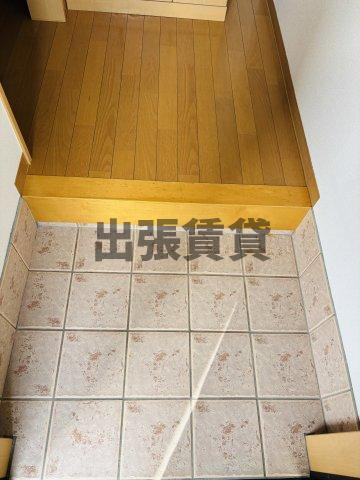 仲介手数料0円！アプトエーデルワイスの玄関