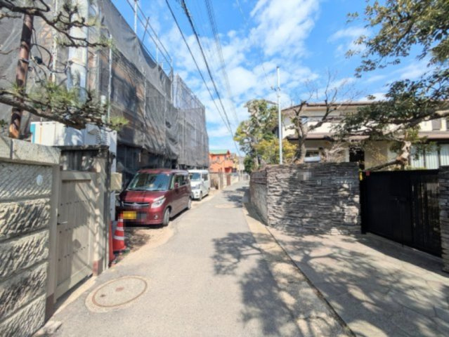 海まで徒歩4分！ ３LDK＋小屋裏　新築分譲住宅の前面道路含む現地写真|前面道路