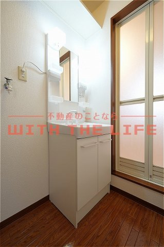フォンテーヌ宮ノ陣Ⅰ【キャッシュバック対象物件】の独立洗面台|独立洗面台です※現状優先