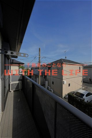 フォンテーヌ宮ノ陣Ⅰ【キャッシュバック対象物件】のバルコニー|バルコニーからの眺めを楽しみながら食事をしませんか※現状優先