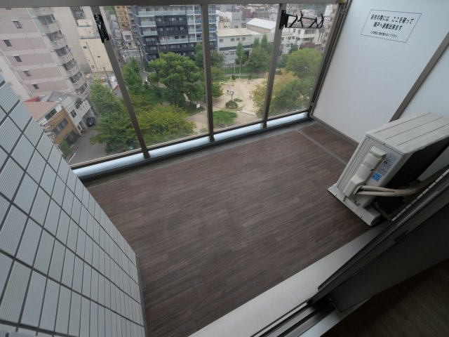 プレサンス四天王寺前夕陽ヶ丘のバルコニー