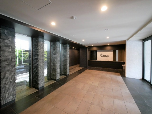 プレサンス四天王寺前夕陽ヶ丘のロビー