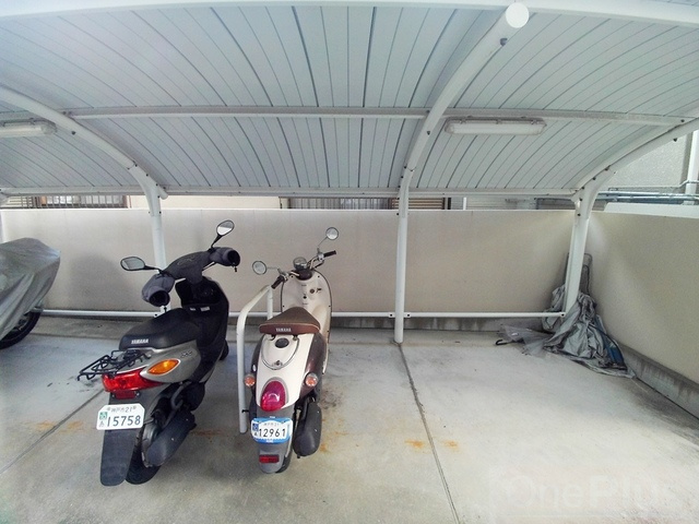 リブェール天城のその他共用部分|バイク置場