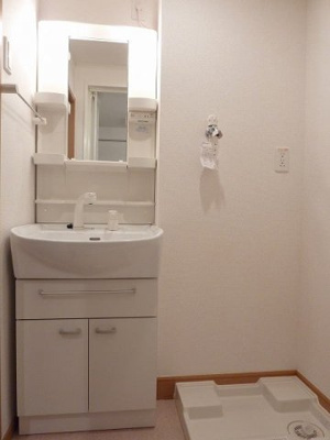 【洗面所】 | ストロベリー・カーサⅤ