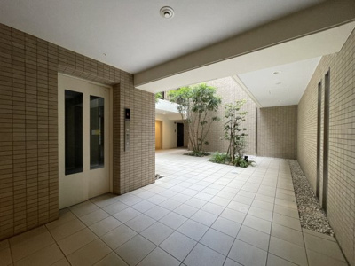 【ロビー】 | ガーデン萩中