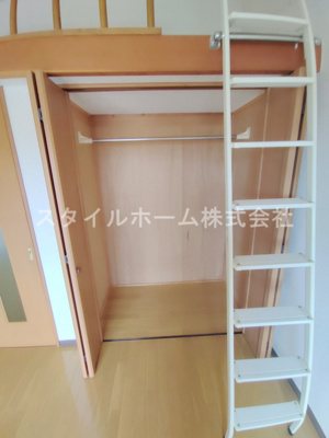 【収納】 | メゾン・ド・ノワ | イメージ（別部屋内装写真）