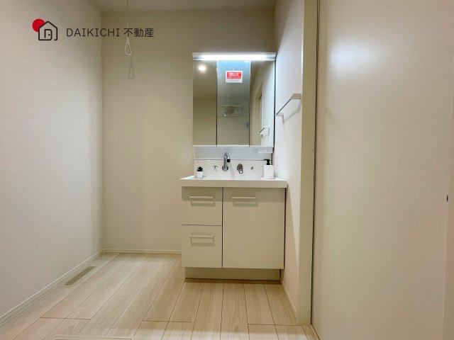 【独立洗面台】 | 羽生市南5丁目01期　LIGNAGE　新築戸建　全1棟　1号棟