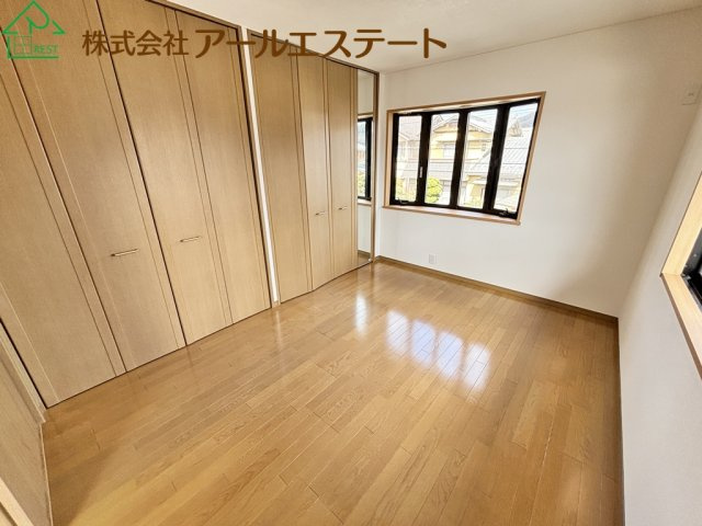 姫路市書写　　中古戸建の洋室