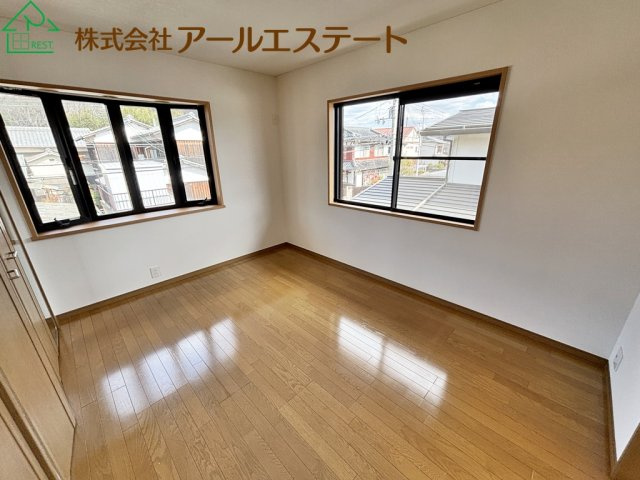 姫路市書写　　中古戸建の洋室
