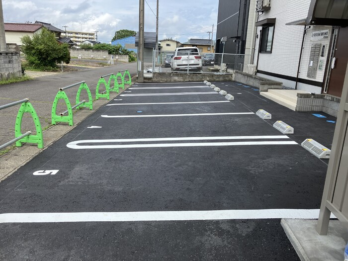 D-ROOM新白河　Ⅱの駐車場