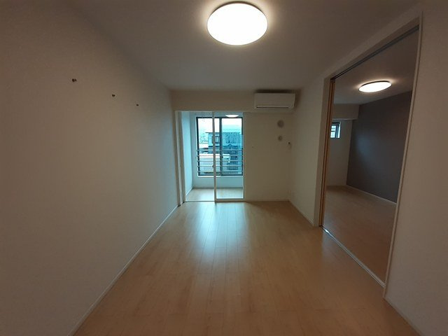 アルテシモ・ガンビーノの居間・リビング