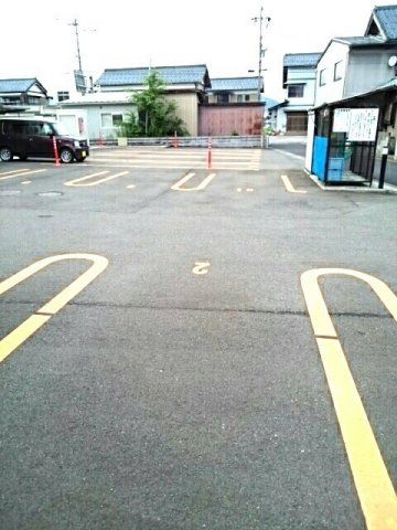 サナンドイ－スト　Ｂの駐車場