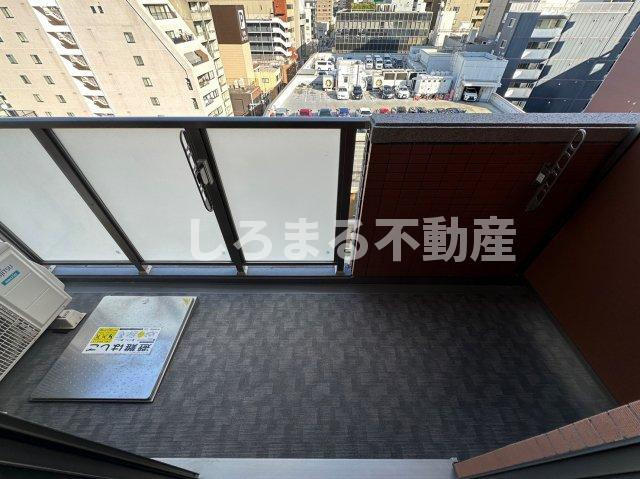 プレジオ本町のバルコニー