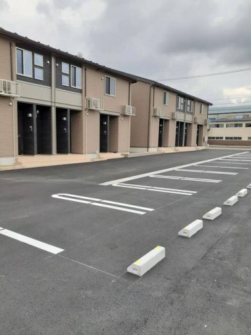 ひふみのひの駐車場