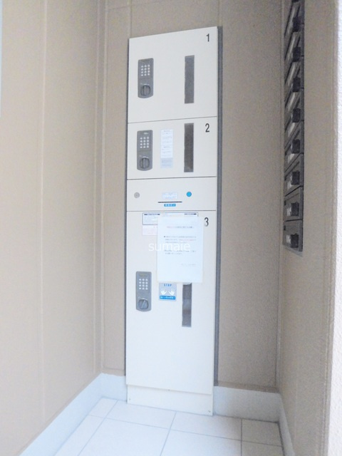 リリウムのその他共用部分|便利な宅配ボックス完備。