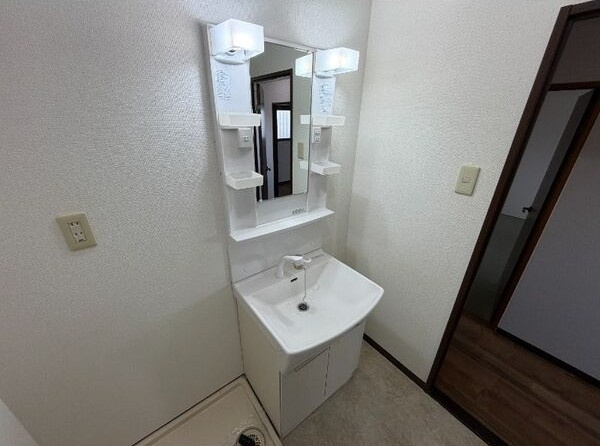 タキマツ第５マンションの洗面所
