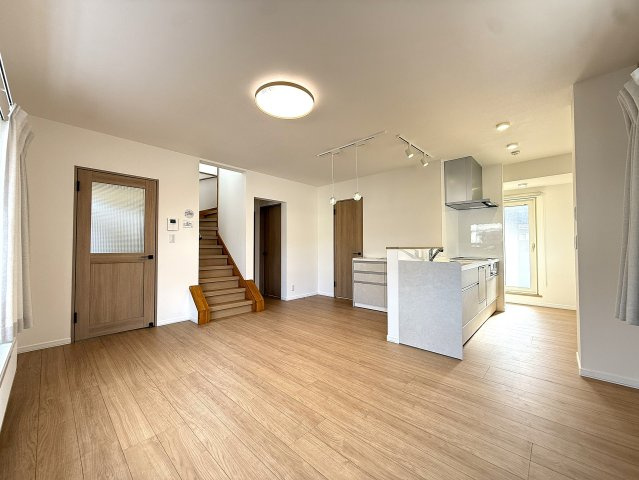 新琴似7条9丁目の居間・リビング