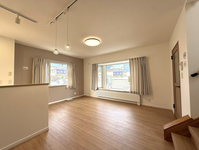 新琴似7条9丁目の居間・リビング