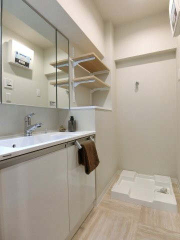 マンション青山カメリアの洗面所