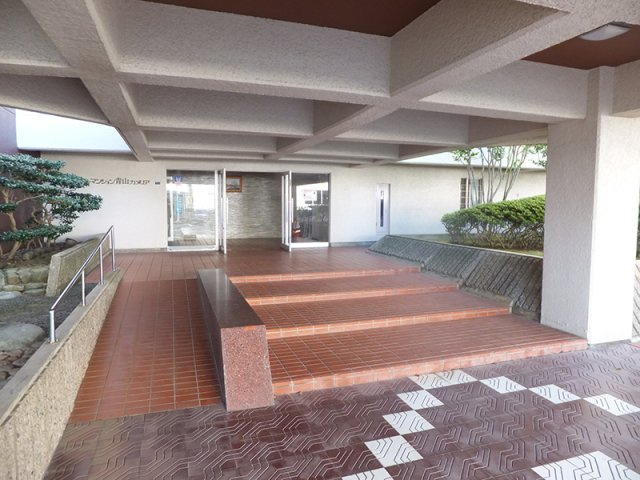 マンション青山カメリアのエントランス