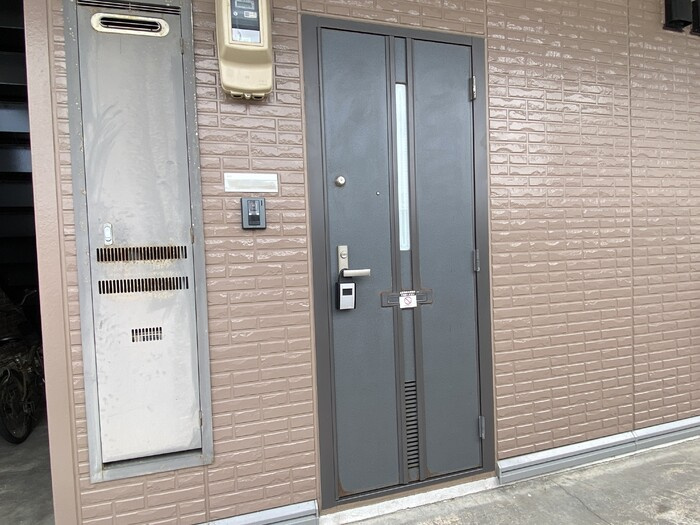 セジュールＭ３の玄関