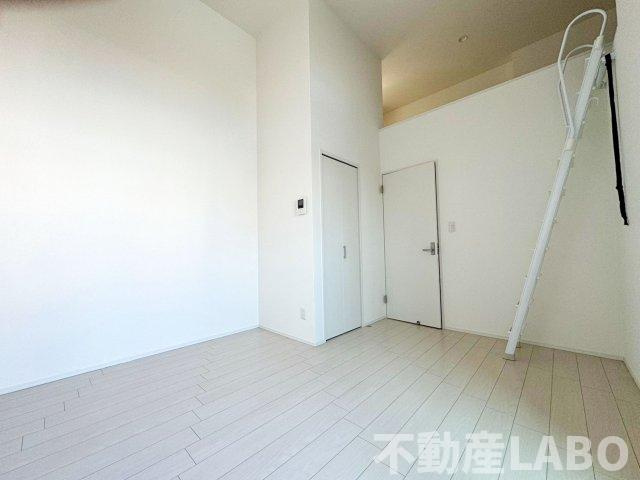 セルフィーユの寝室