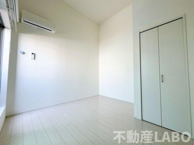 セルフィーユの洋室