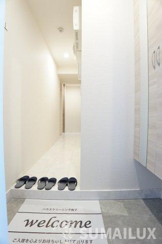熊本市東区長嶺東４丁目のアパートの玄関