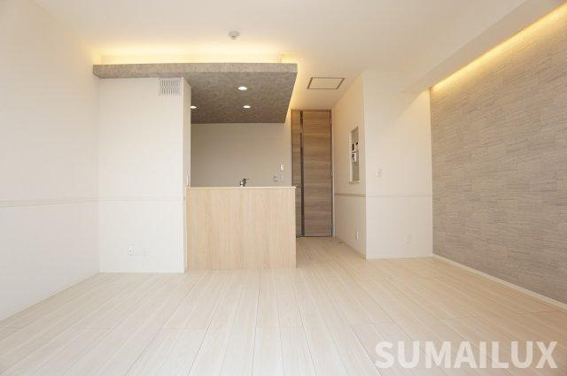 熊本市東区長嶺東４丁目のアパートの居間・リビング