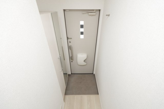 KメゾンⅠの玄関