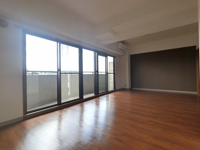 【居間・リビング】