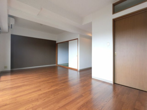 【居間・リビング】