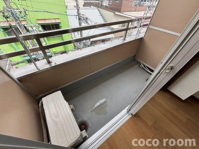 クリエイトビル（旧　ニュー田中屋マンション）のバルコニー