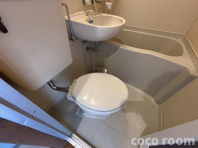 クリエイトビル（旧　ニュー田中屋マンション）のトイレ