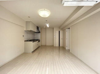 【居間・リビング】 | 琳和サニーコート | ※同建物ほかのお部屋の写真です。