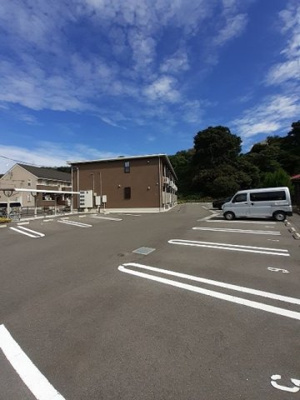 【駐車場】 | カーサ・ソレイユ | カースペースがあります
