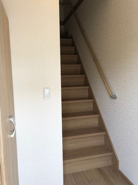 アパートメント コノハの玄関