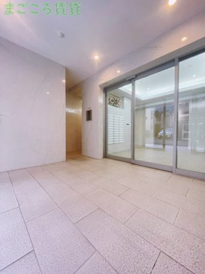 【エントランス】 | PARK HILLS弁天町Reve