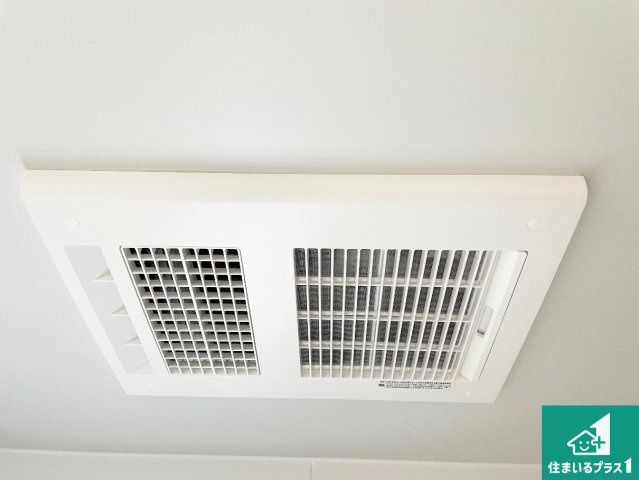 ●天理市杉本町　第2期　新築一戸建ての冷暖房・空調設備|四季を通して快適なバスライフをお手伝いする浴室暖房乾燥機！浴室の乾燥・暖房・涼風・換気はもちろん、２４時間換気にも対応！