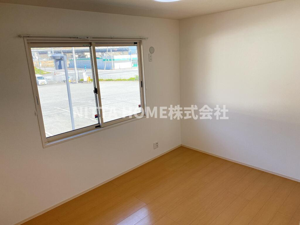 ビエナコートの洋室|６帖の洋室が２部屋あります◆