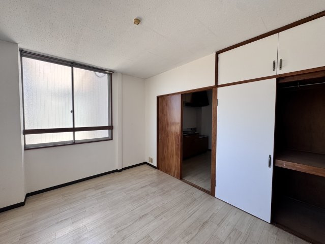 大供コーポの洋室|※写真は別の部屋のものです。