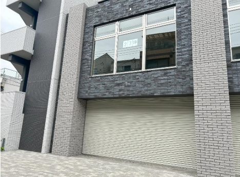 Ｇｒａｎ　Ｅｂｉｓの外観