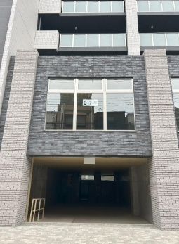 Ｇｒａｎ　Ｅｂｉｓの外観
